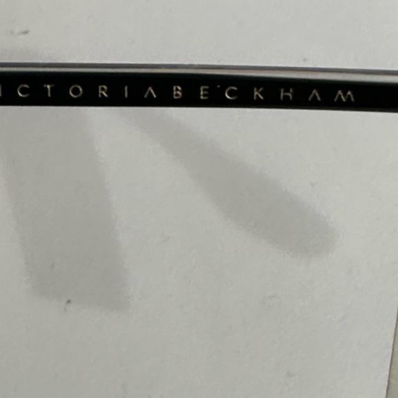Vicktoria Beckham sunglasses - Picture 5 of 5